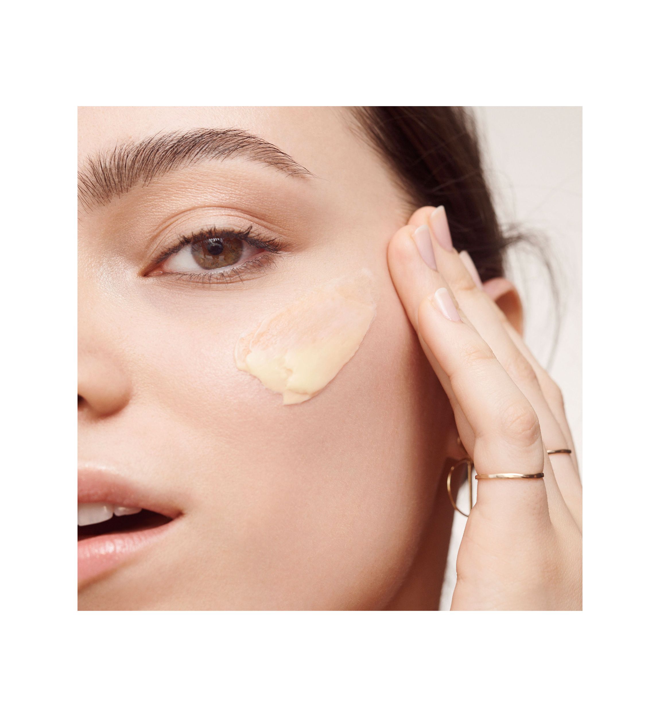 Check Your Bases, Vitamin Enriched Face Base Duo