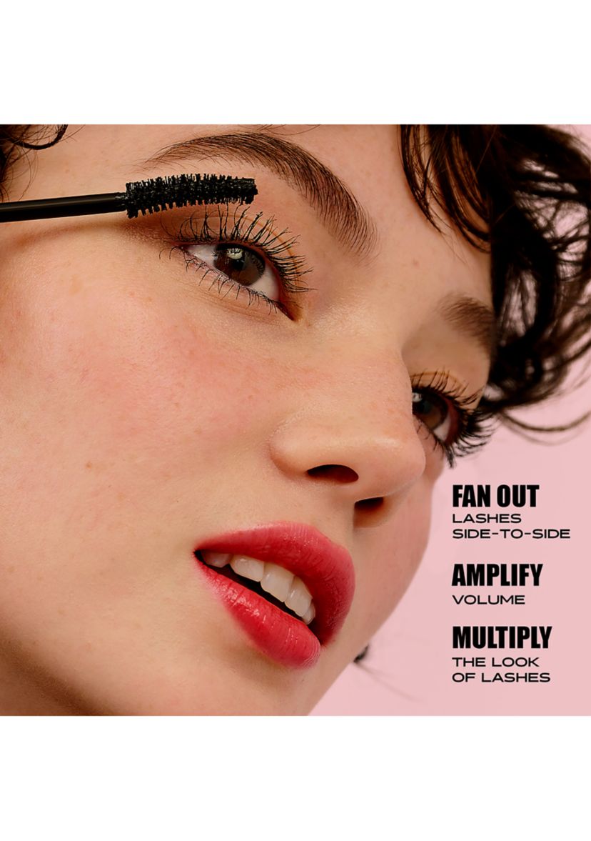 Fan Fest Fanning & Volumizing Mascara
