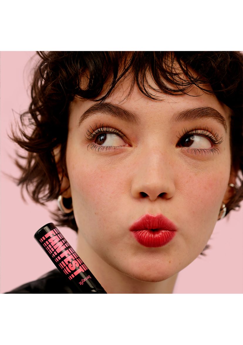 Fan Fest Fanning & Volumizing Mascara