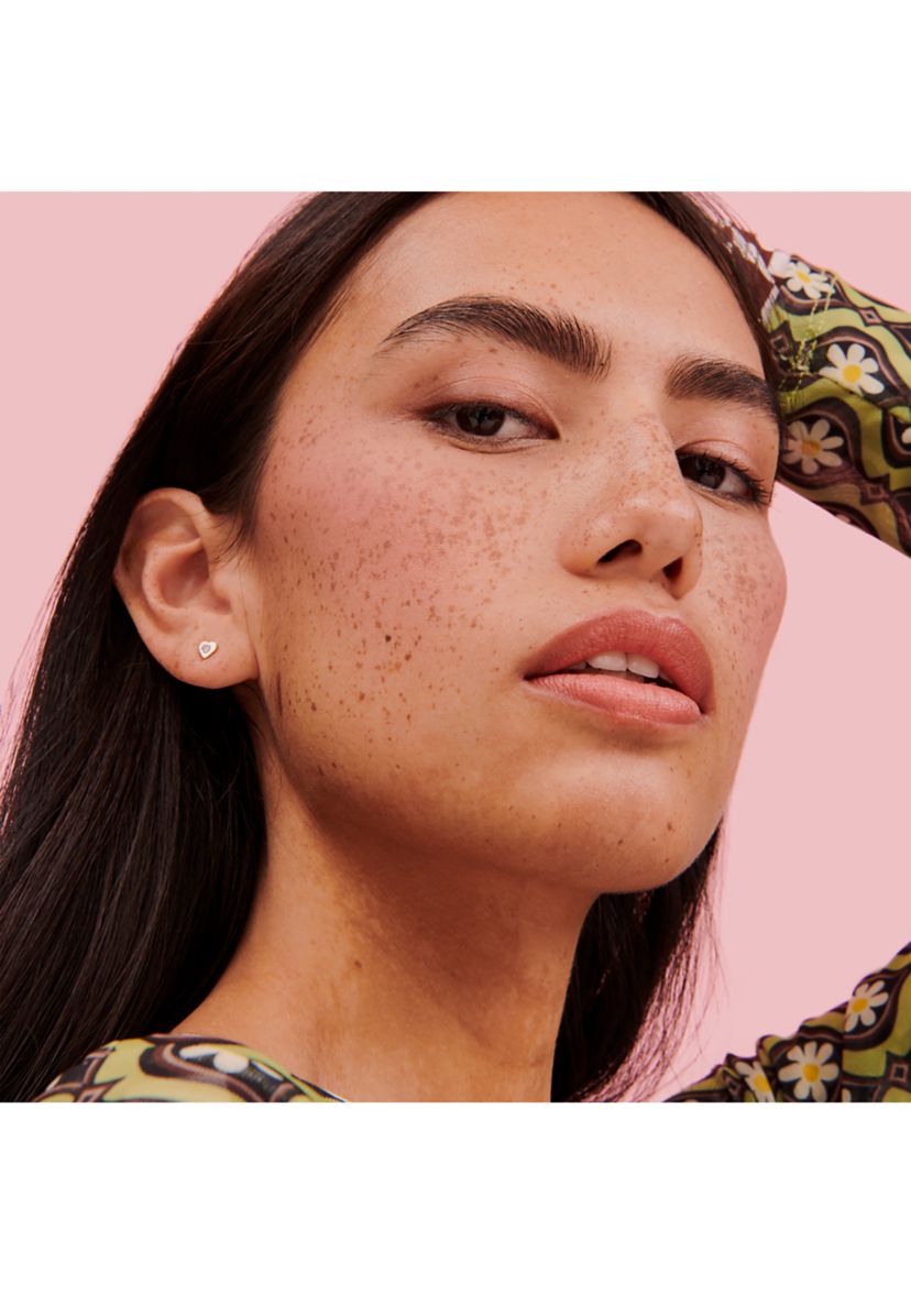 WANDERful World Silky-Soft Power Blush Mini 