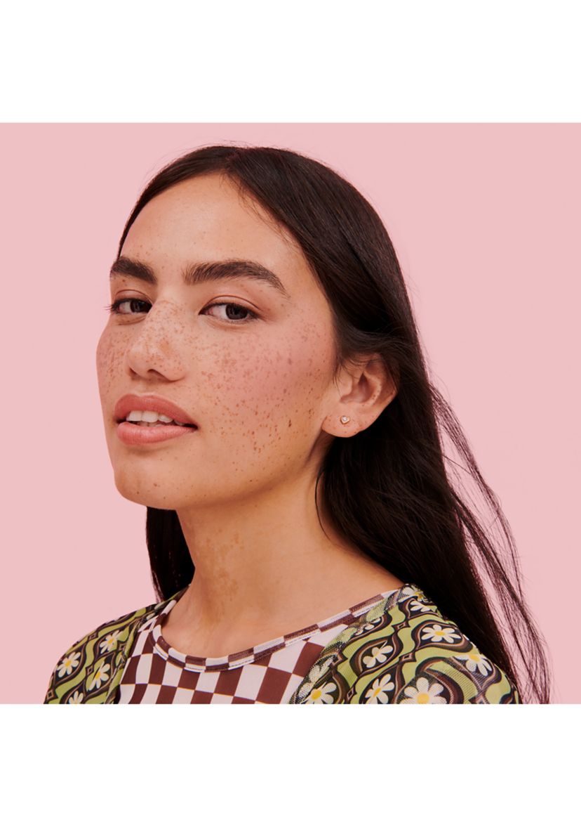 WANDERful World Silky-Soft Power Blush Mini 
