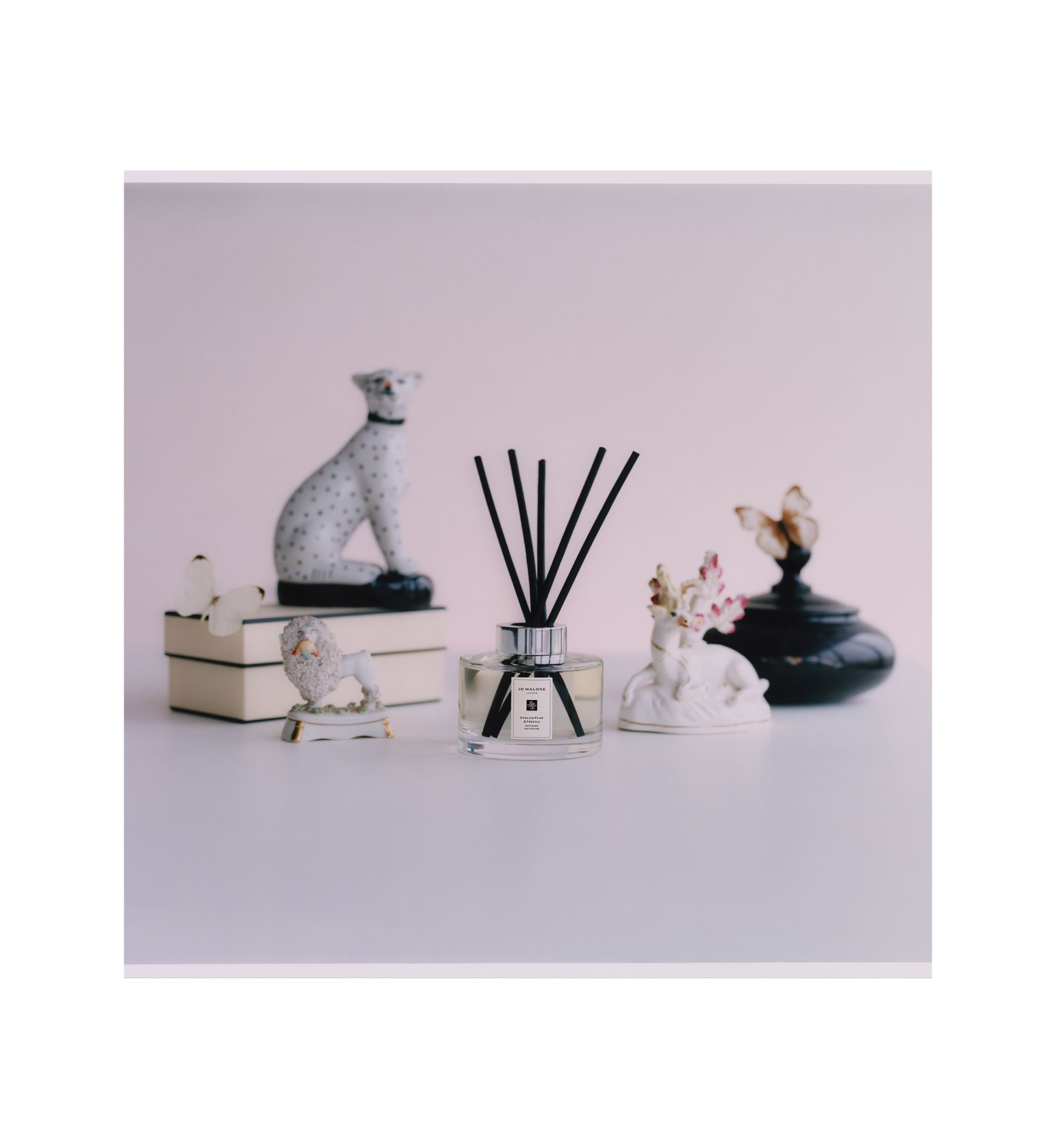 English Pear & Freesia Diffuser
