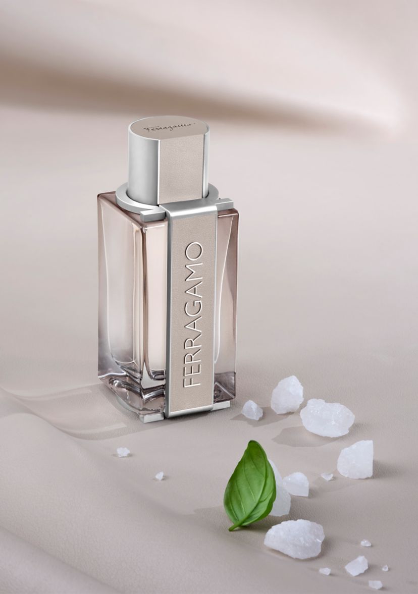 Bright Leather Eau de Toilette