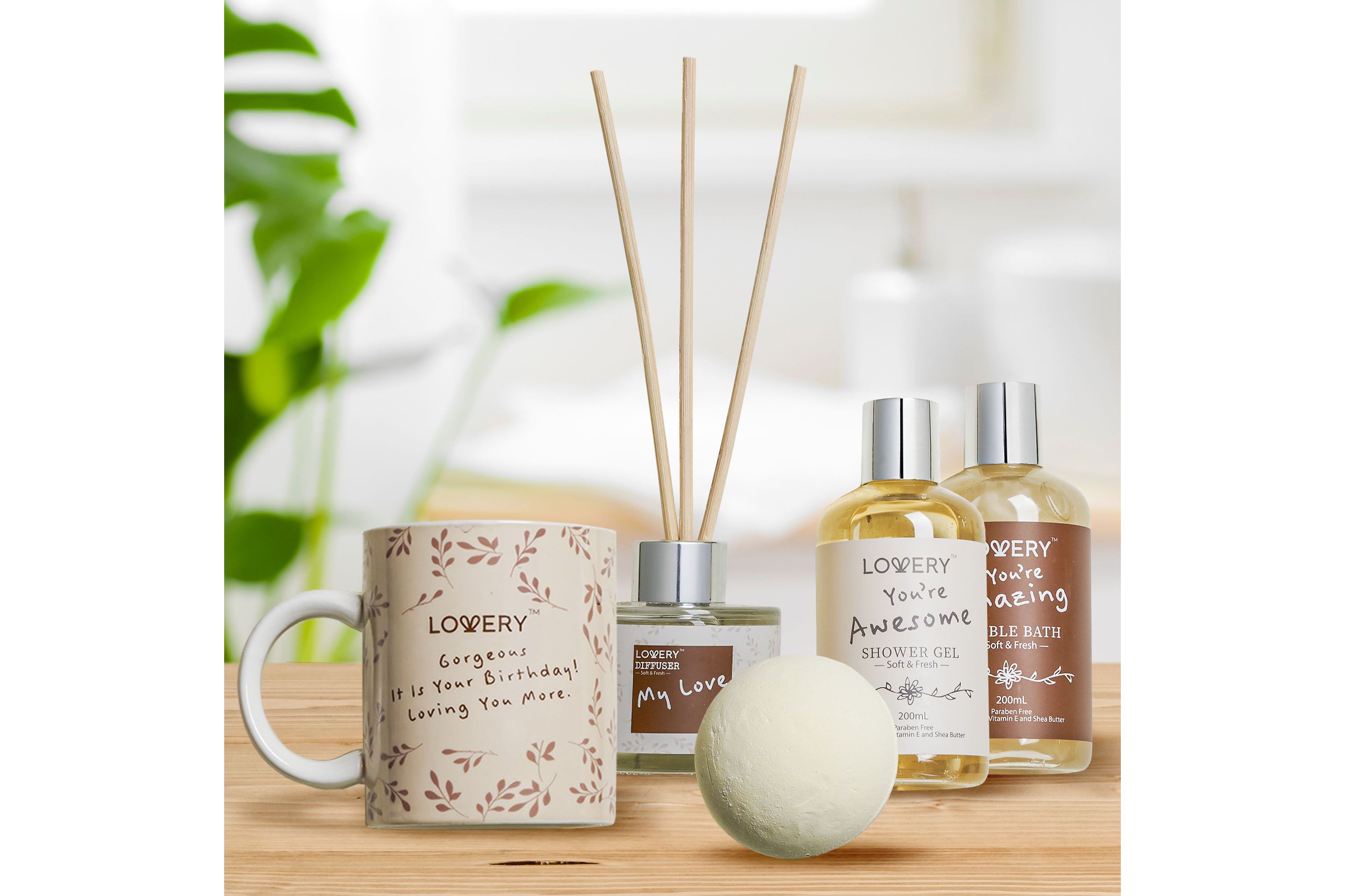 Birthday Gift Basket, Bath and Spa Gift Set for Women, Luxury Birthday Spa Gift Box