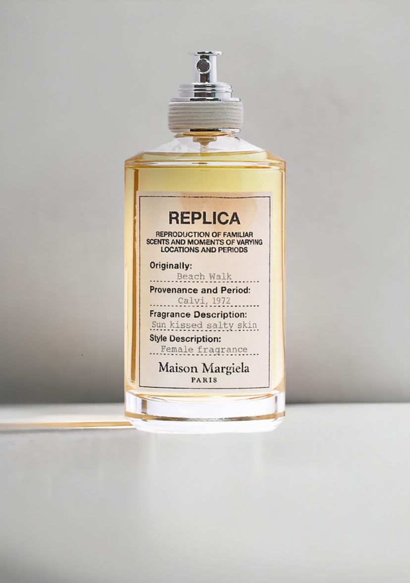Replica Beach Walk Eau de Toilette Spray Refillable 
