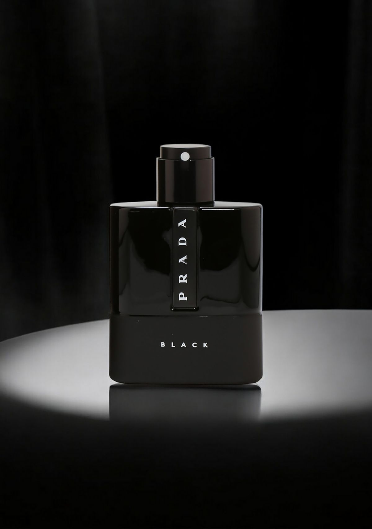 Luna Rossa Black Eau de Parfum