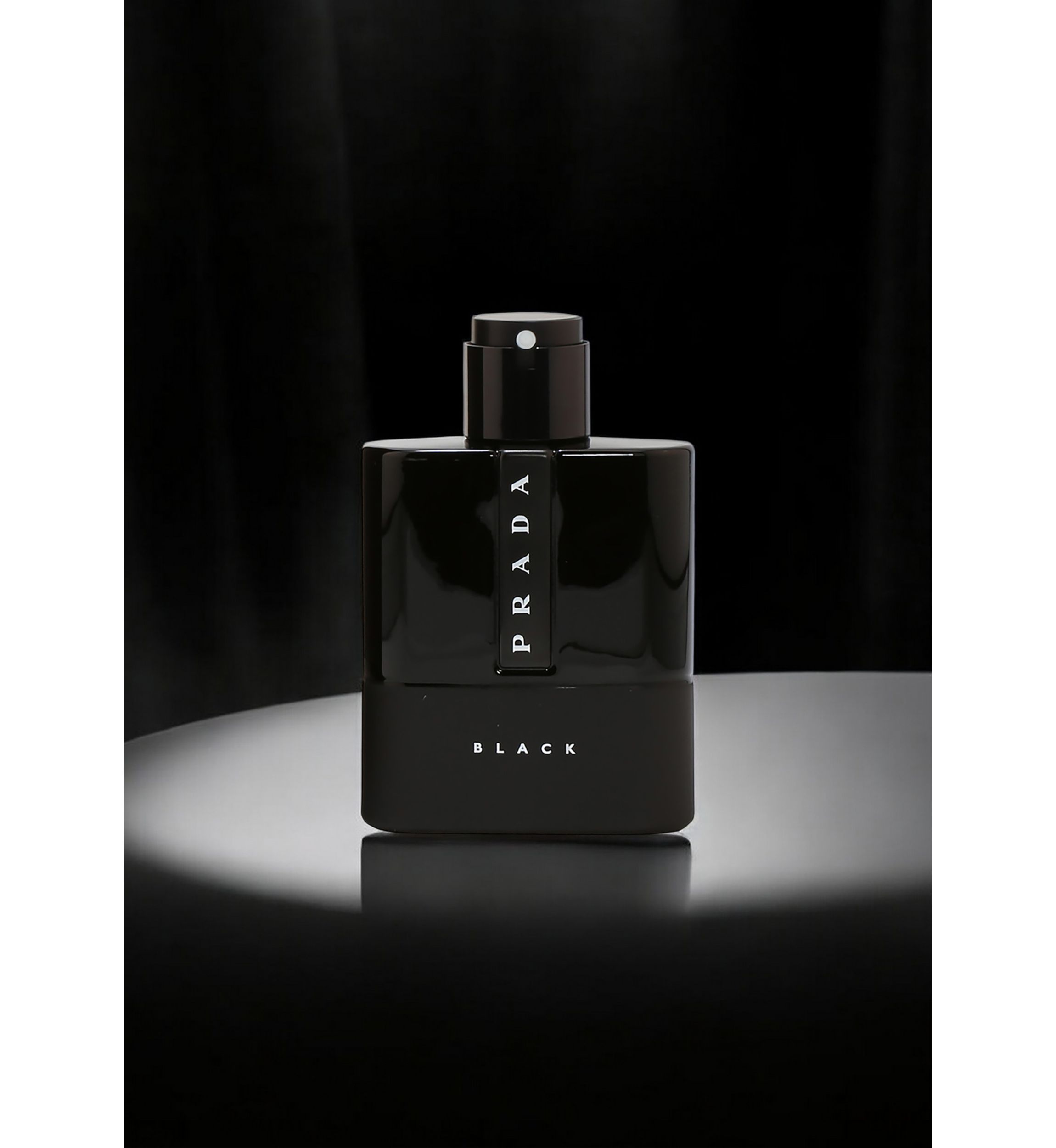 Luna Rossa Black Eau de Parfum