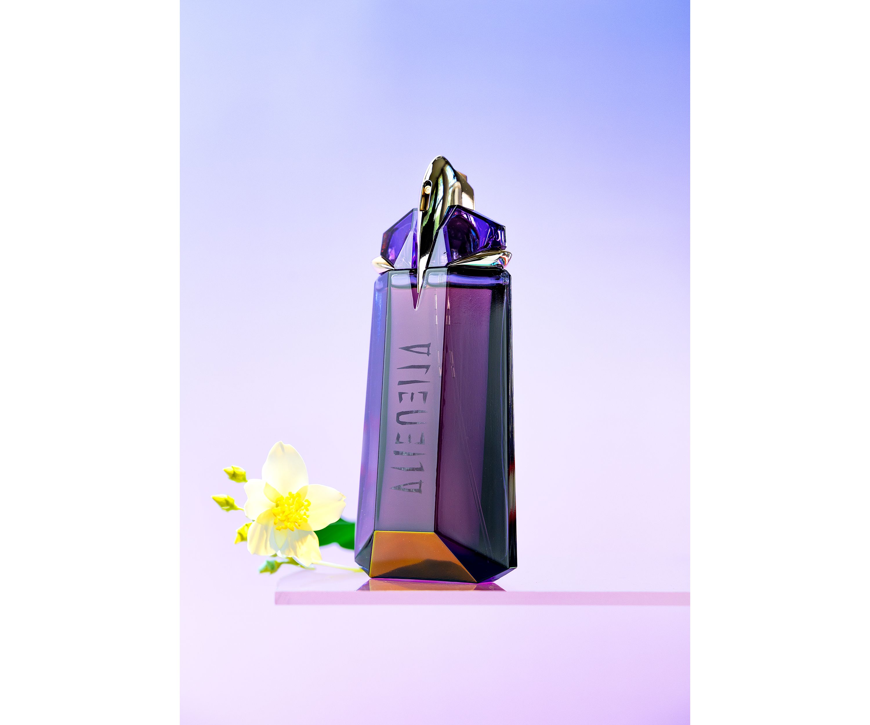  Alien Ladies Set by Thierry Mugler - $135 Value!