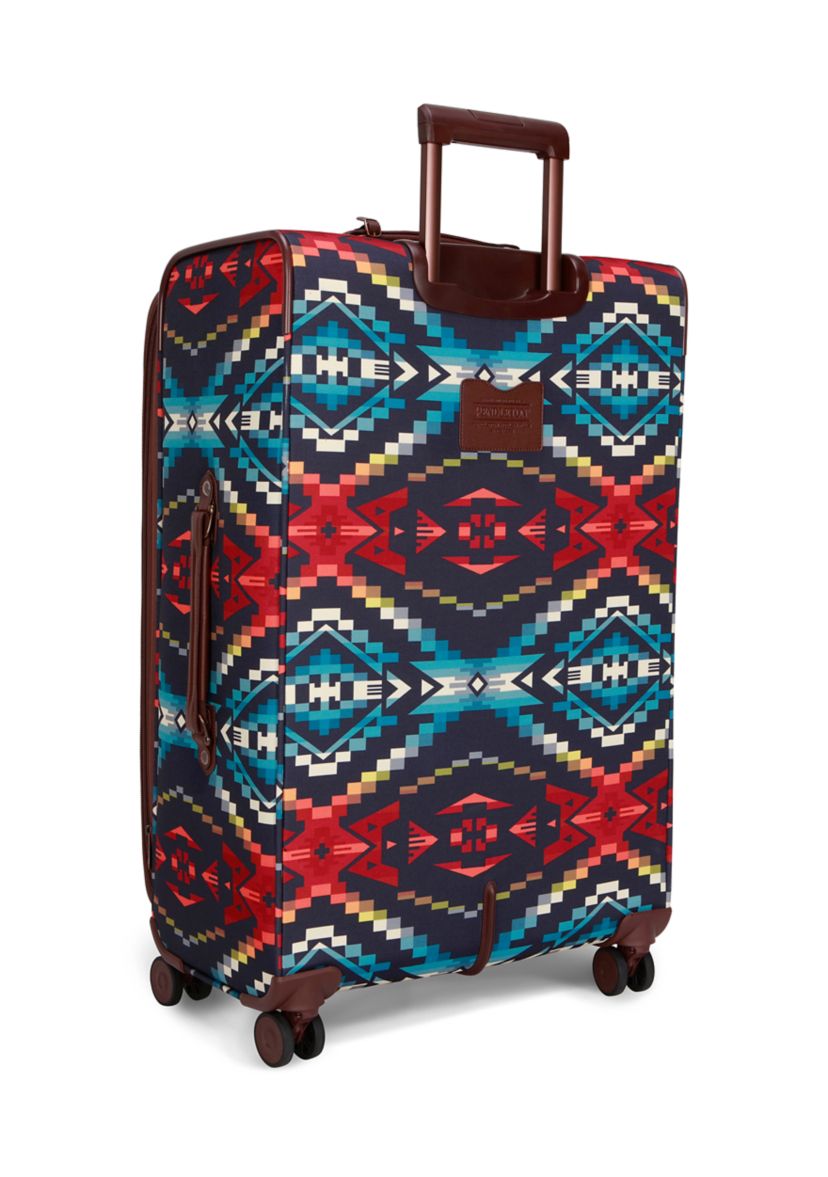 Carico Lake Softside Spinner Luggage