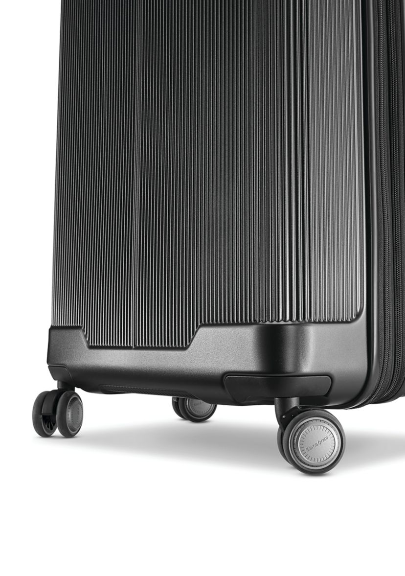 Silhouette 17 Hardside Expandable Spinner Collection