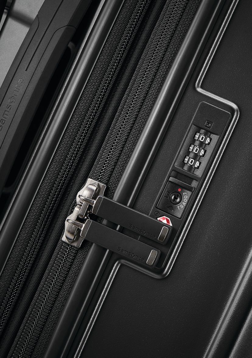 Silhouette 17 Hardside Expandable Spinner Collection