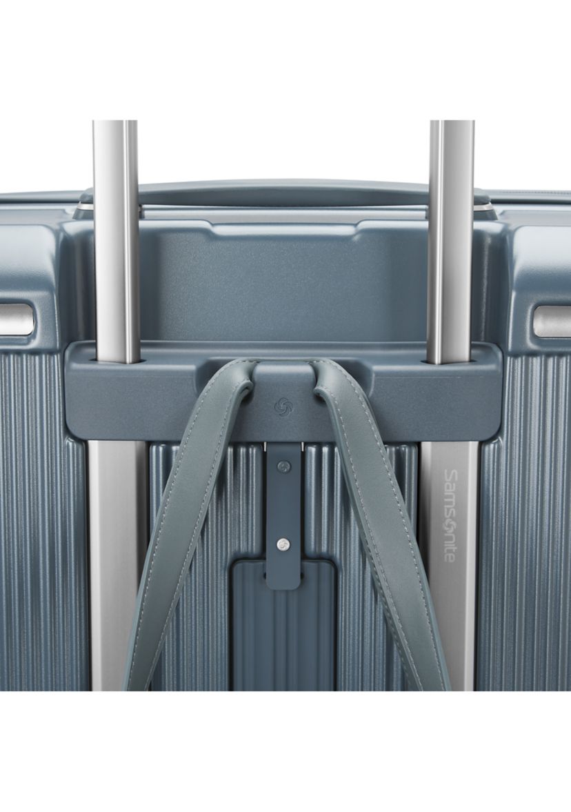 Silhouette 18 Hardside Expandable Spinner
