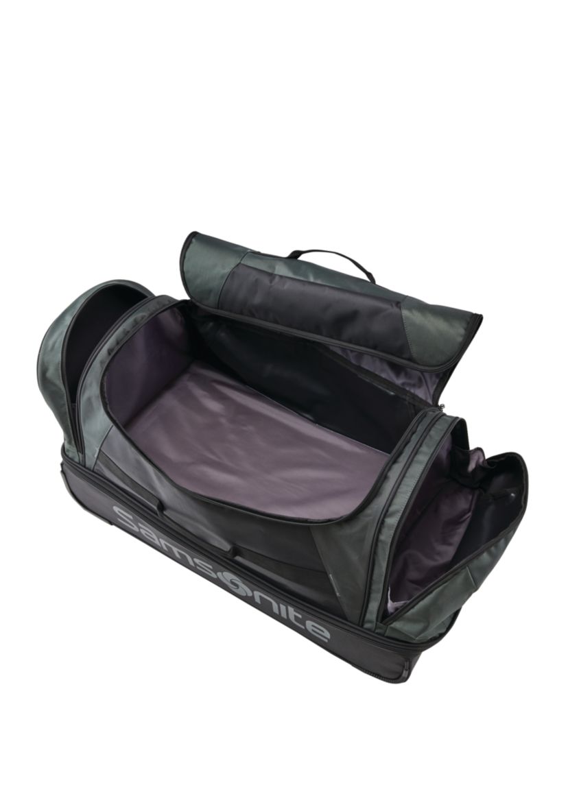 Andante 2 22 in Wheeled Duffle Bag