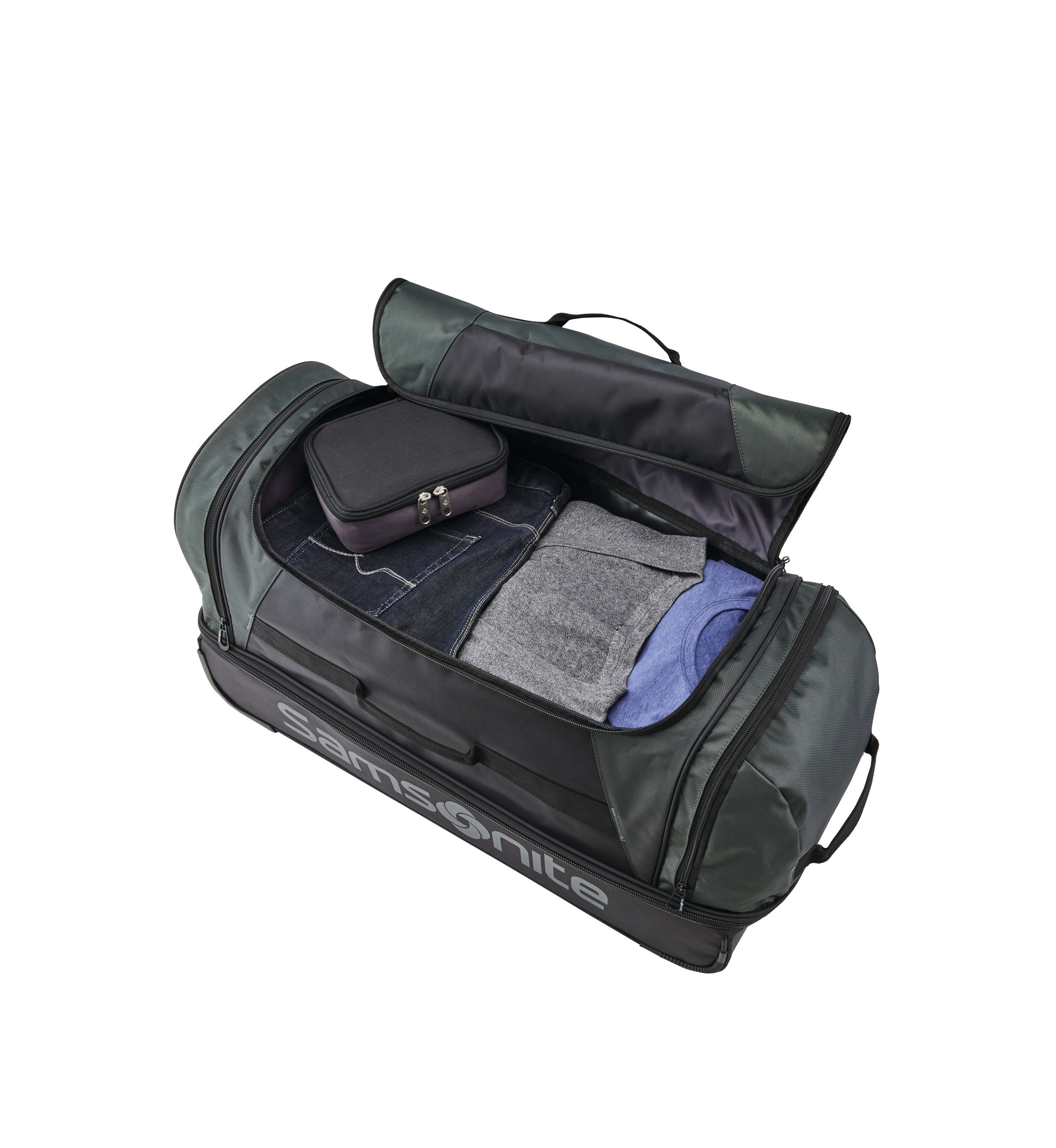 Andante 2 22 in Wheeled Duffle Bag