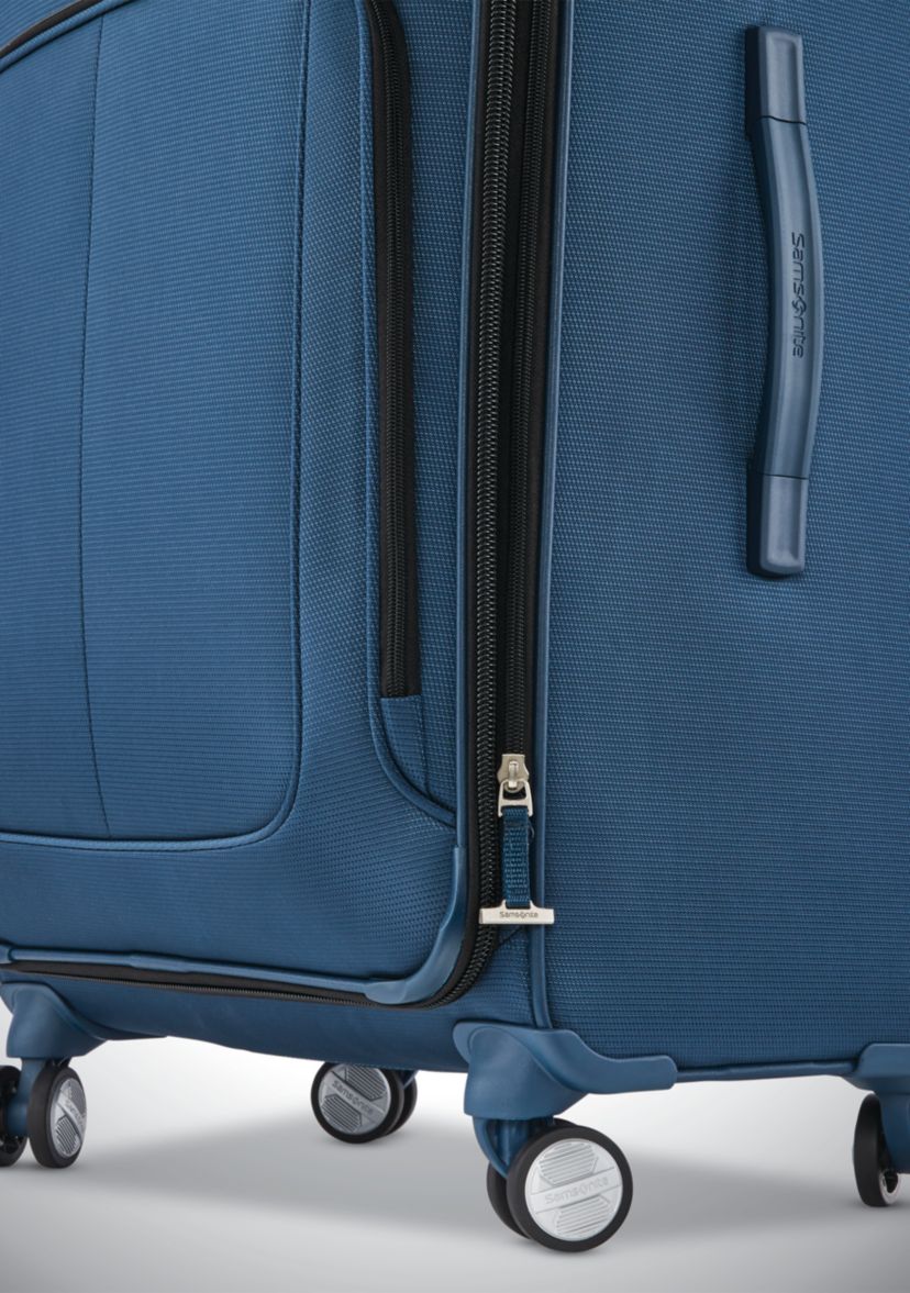 SoLyte DLX Expandable Spinner Luggage