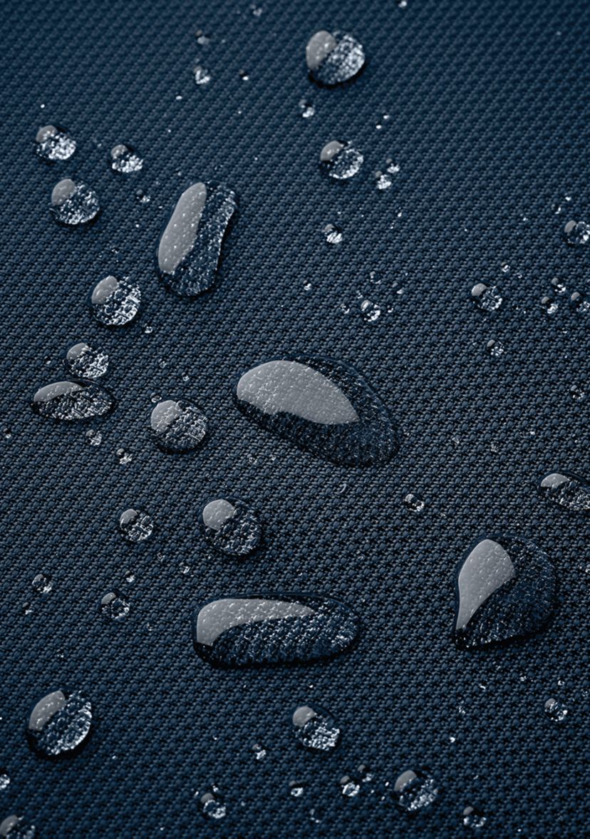 Silhouette 16 Travel Tote