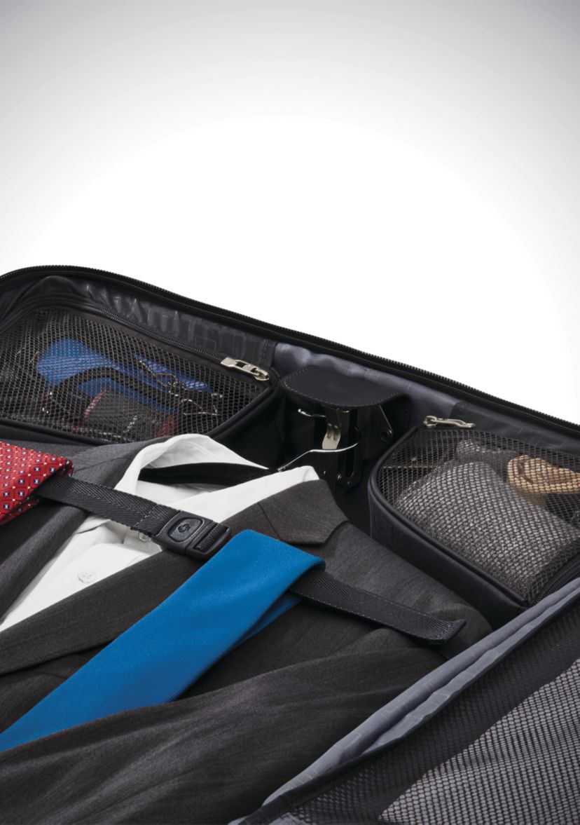 Silhouette 16 Duet Spinner Garment Bag