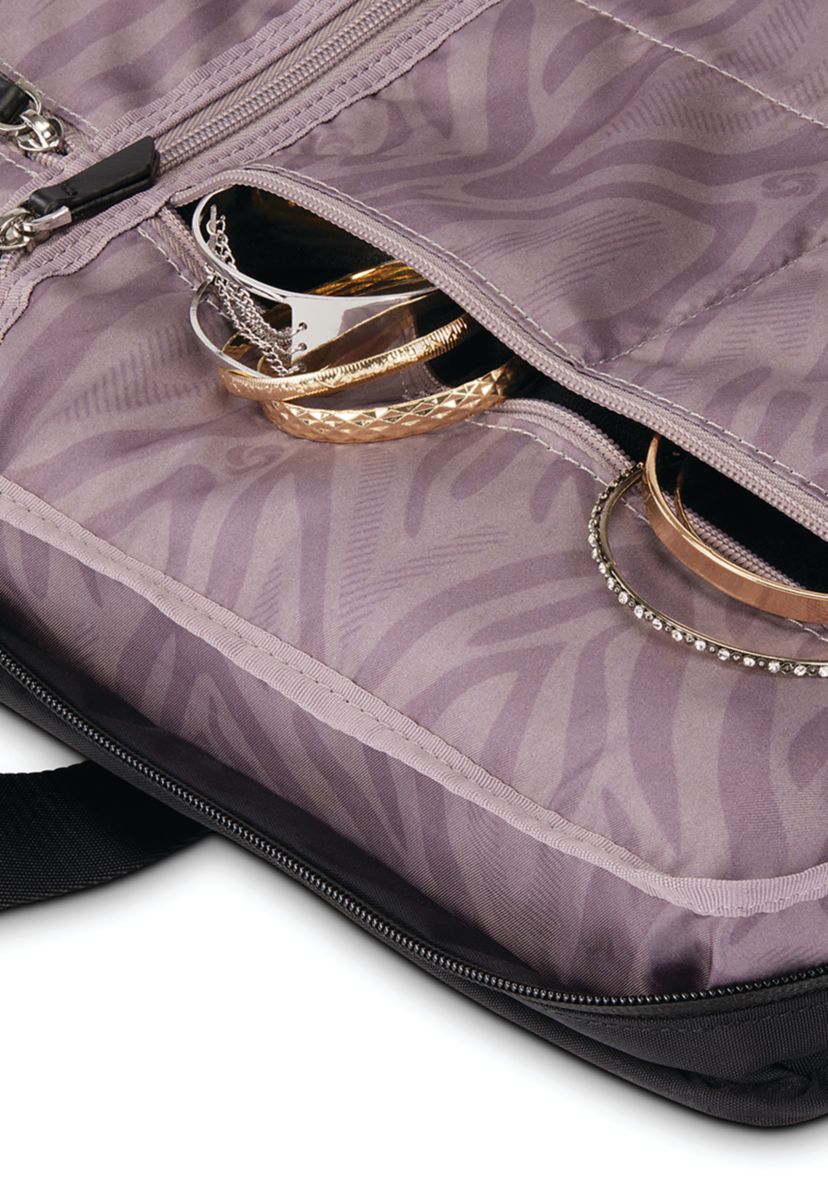 Just Right Garment Carrier