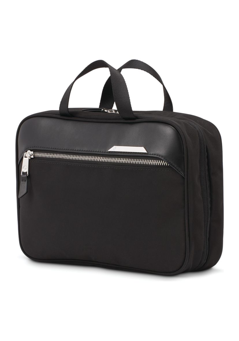 Just Right Hanging Travel Case