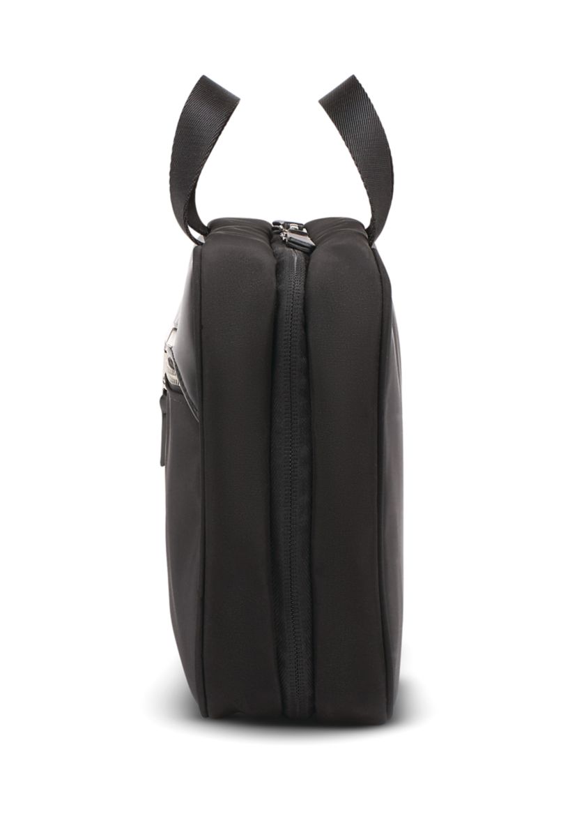 Just Right Hanging Travel Case