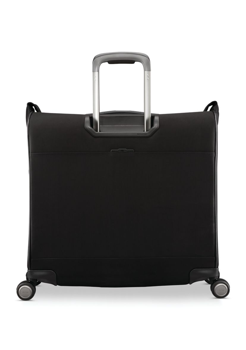 Silhouette 17 Spinner Garment Bag