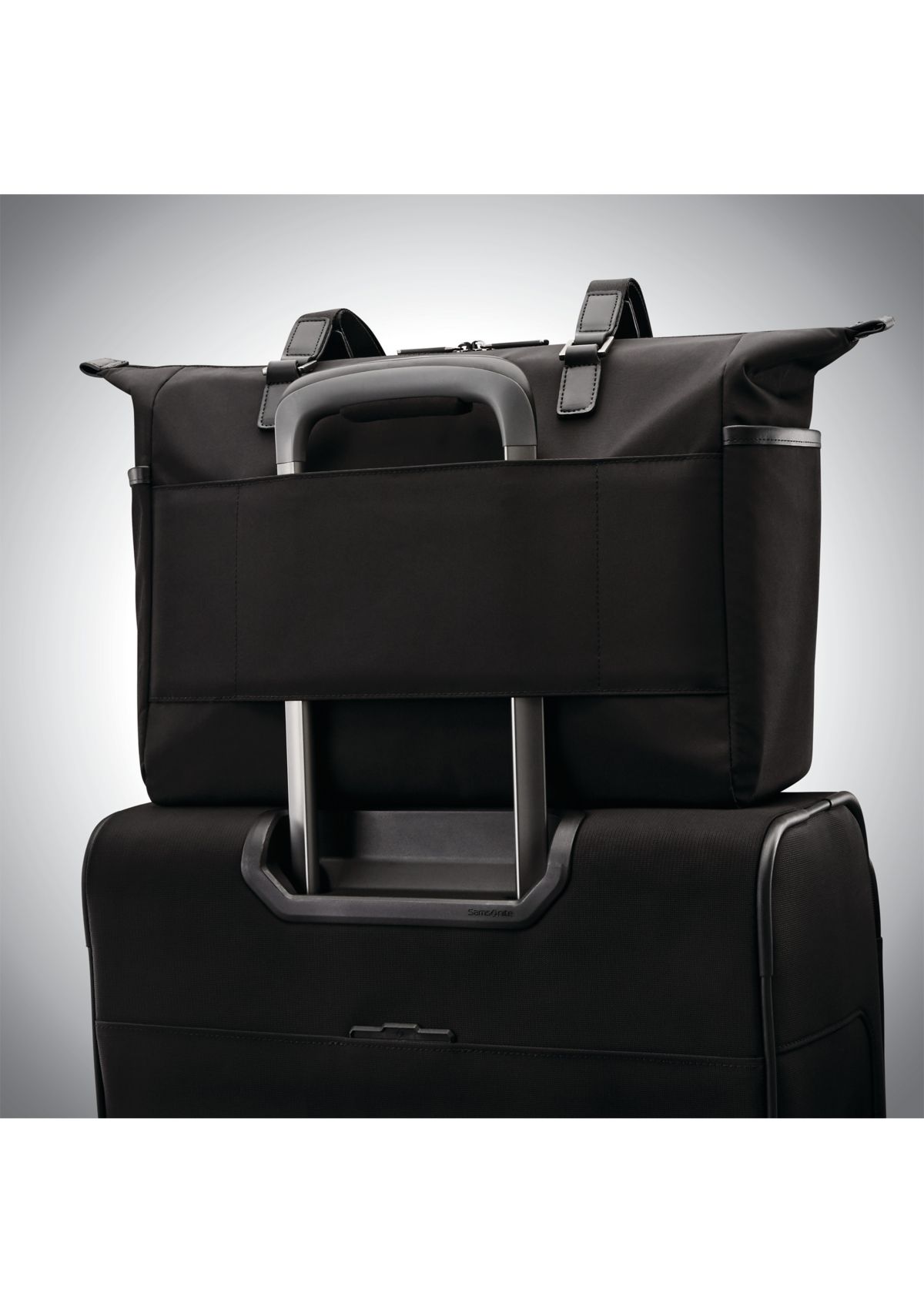 Silhouette 17 Tote