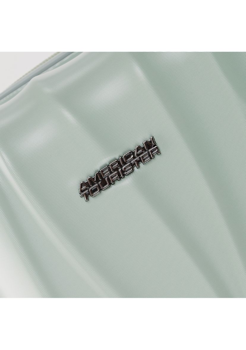  Cascade Hardside Spinner Luggage