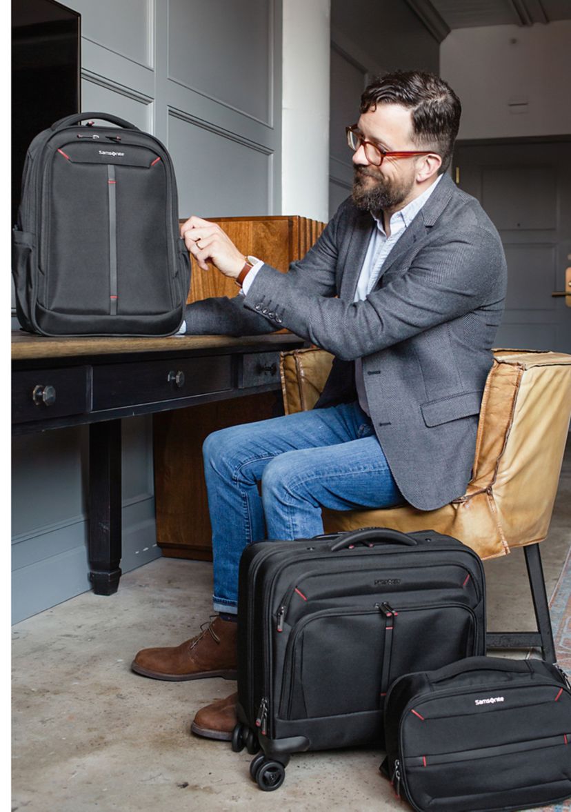 Xenon 4.0 Commuter Sling Pack