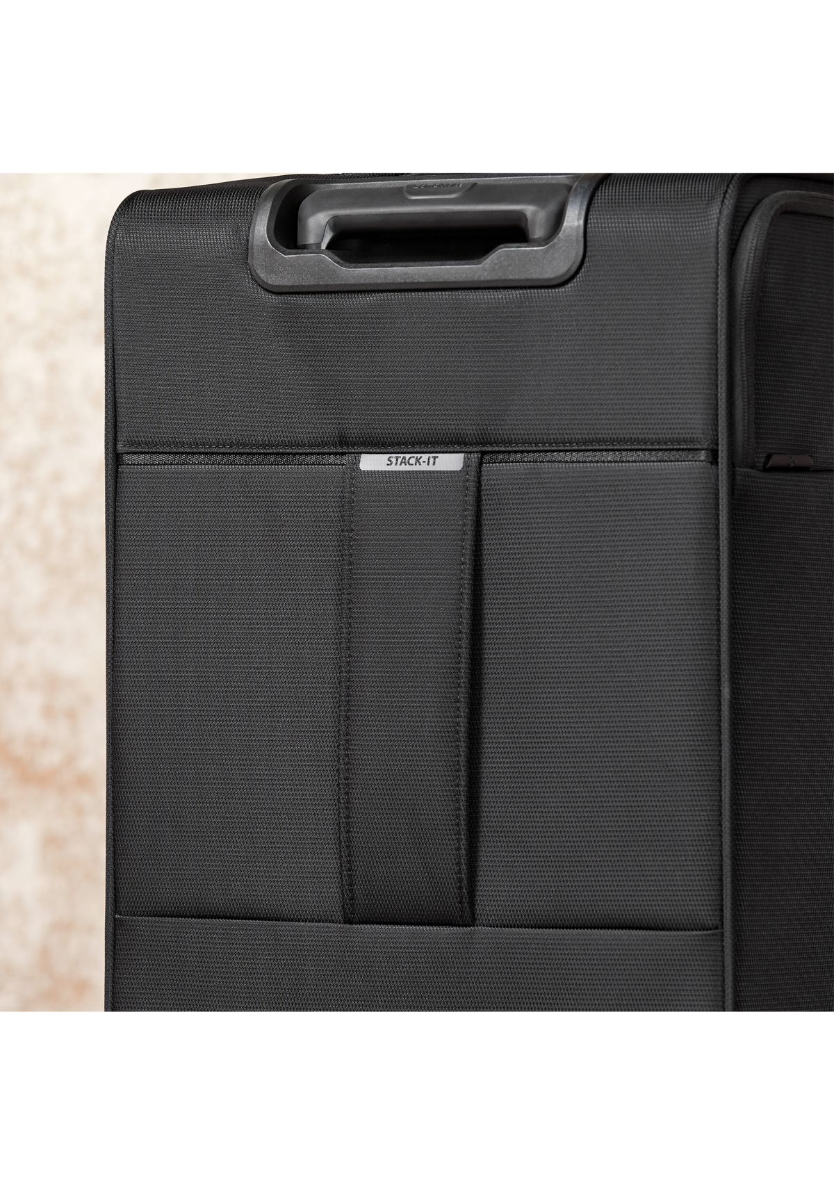UpLIFT Softside Expandable Spinner