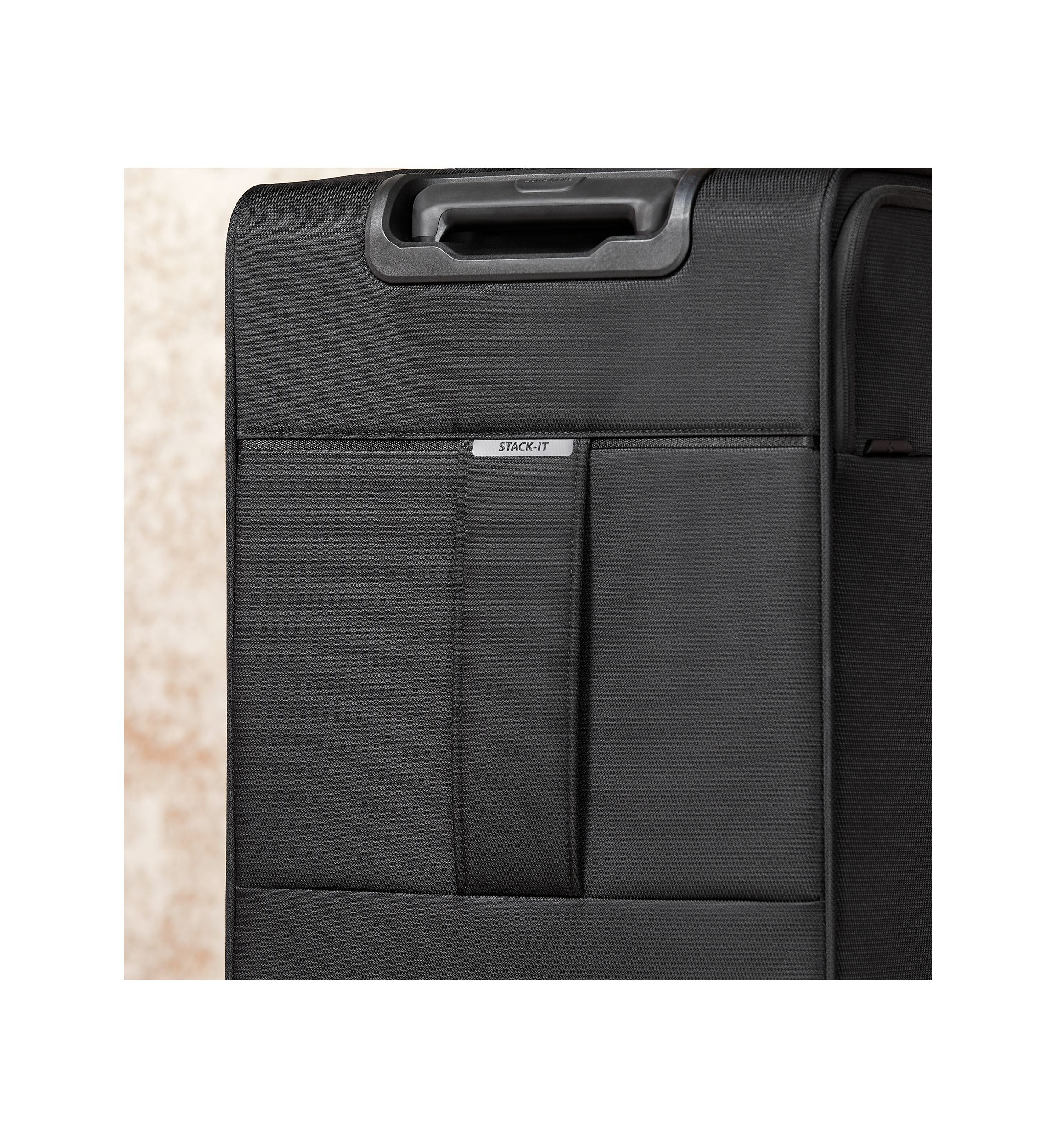 UpLIFT Softside Expandable Spinner