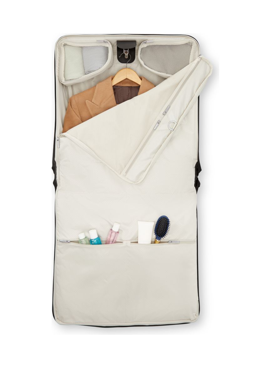 Silhouette 18 Spinner Garment Bag