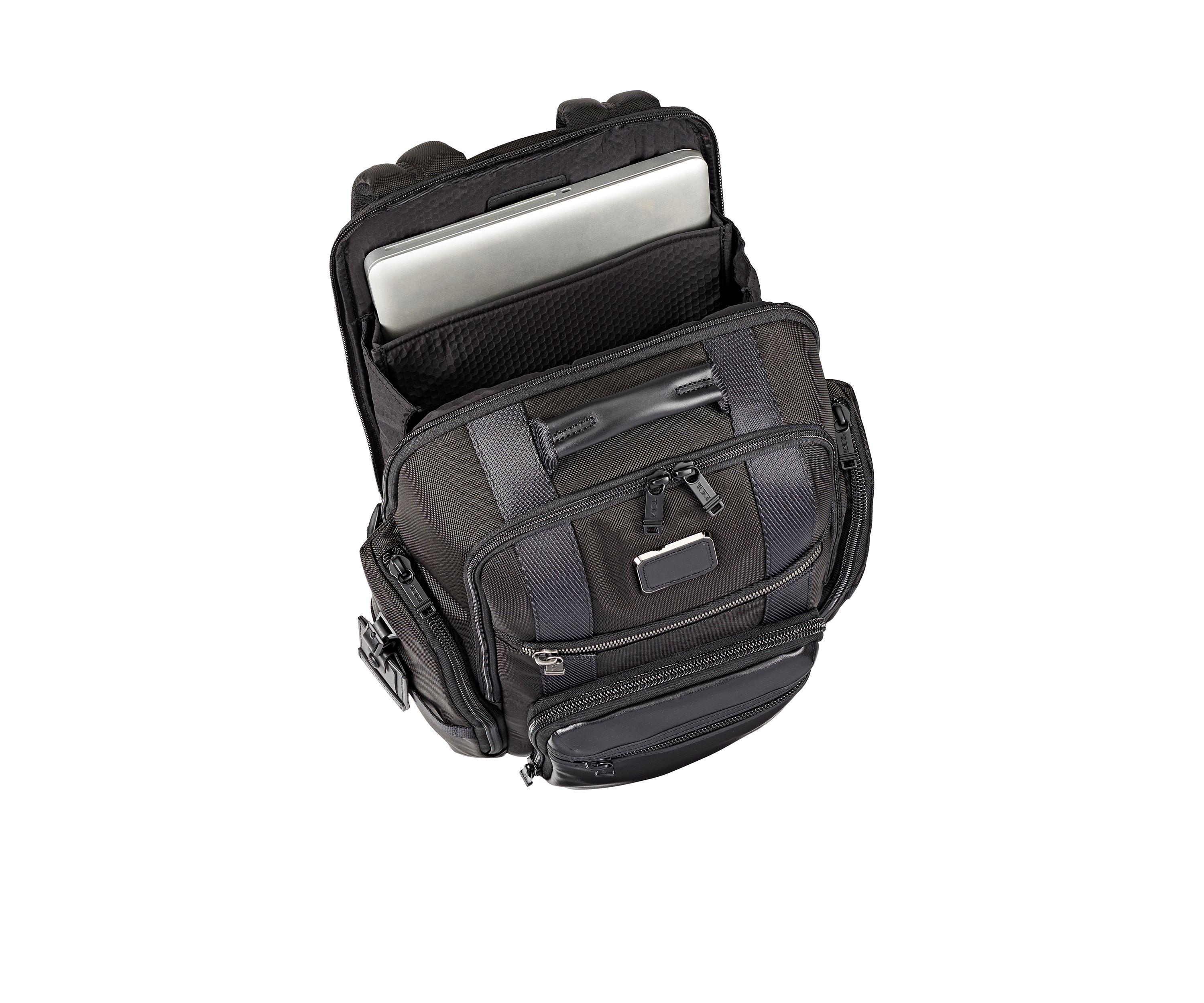 Bravo Sheppard Deluxe Backpack