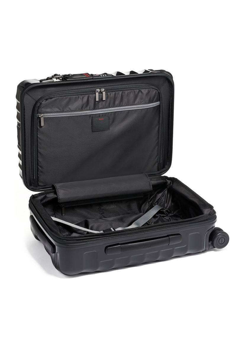 International Expandable Carry On