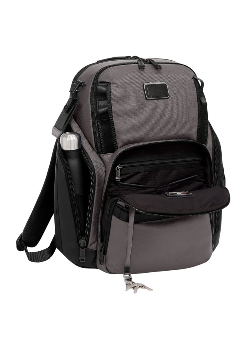 osprey daylite honey bee yellow Shoulder Sling Bag - Compact Crossbody Sling Backpack for Everyday Carry, Festivals, and Travel newhire certified recycled polyester and Osprey Archeon 24 Travel Colour:Khaki Stone