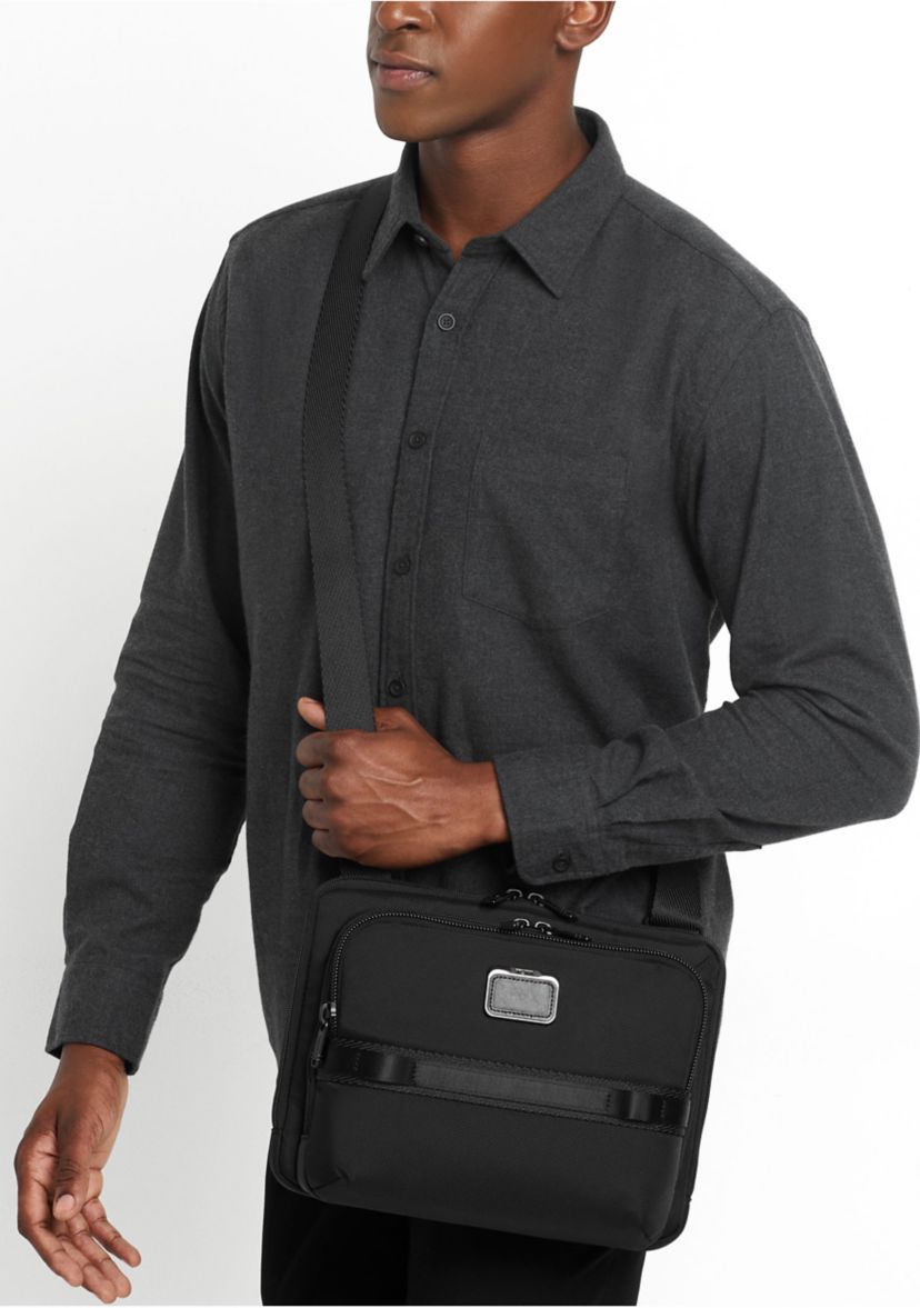 Service Crossbody 