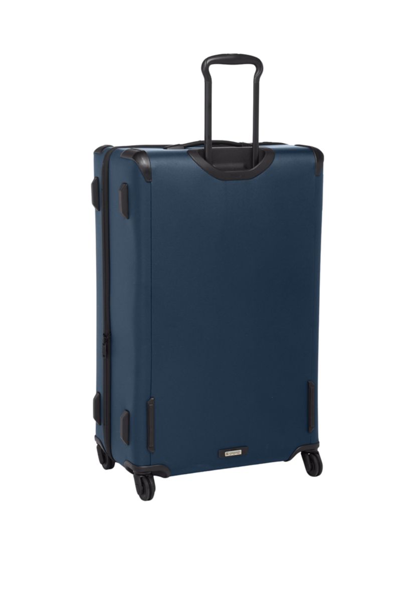 Extended Trip Expandable 4 Wheel Suitcase