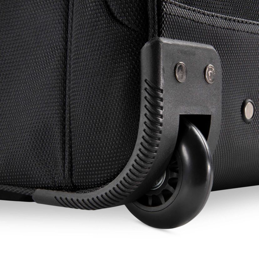 Sigma 7.0 Softside 28" Rolling Duffel Bag