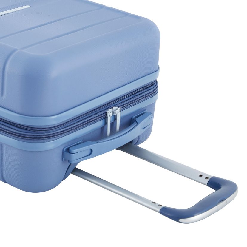 Saint Martin 22 in. Expandable Rolling Carry-on