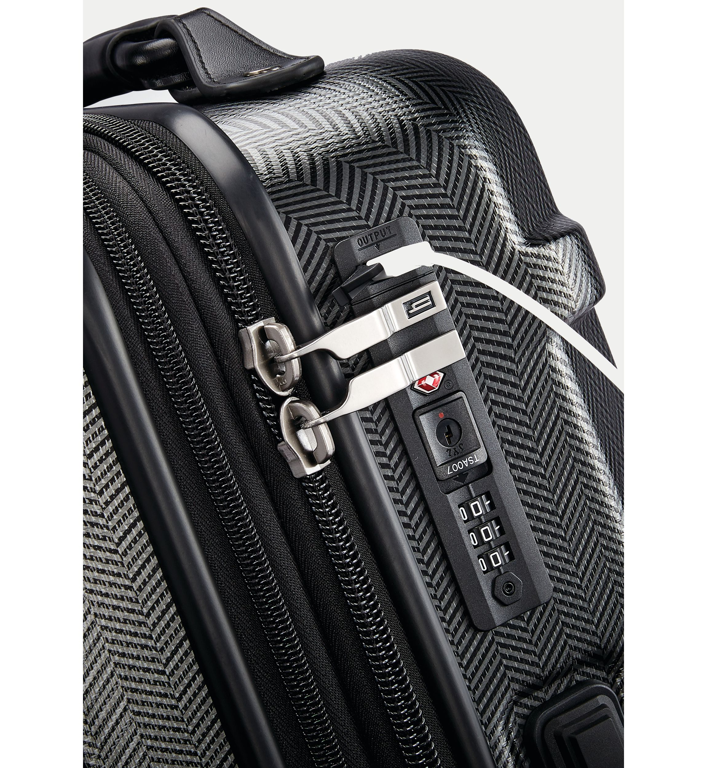 Century Deluxe Carry On Expandable Spinner 