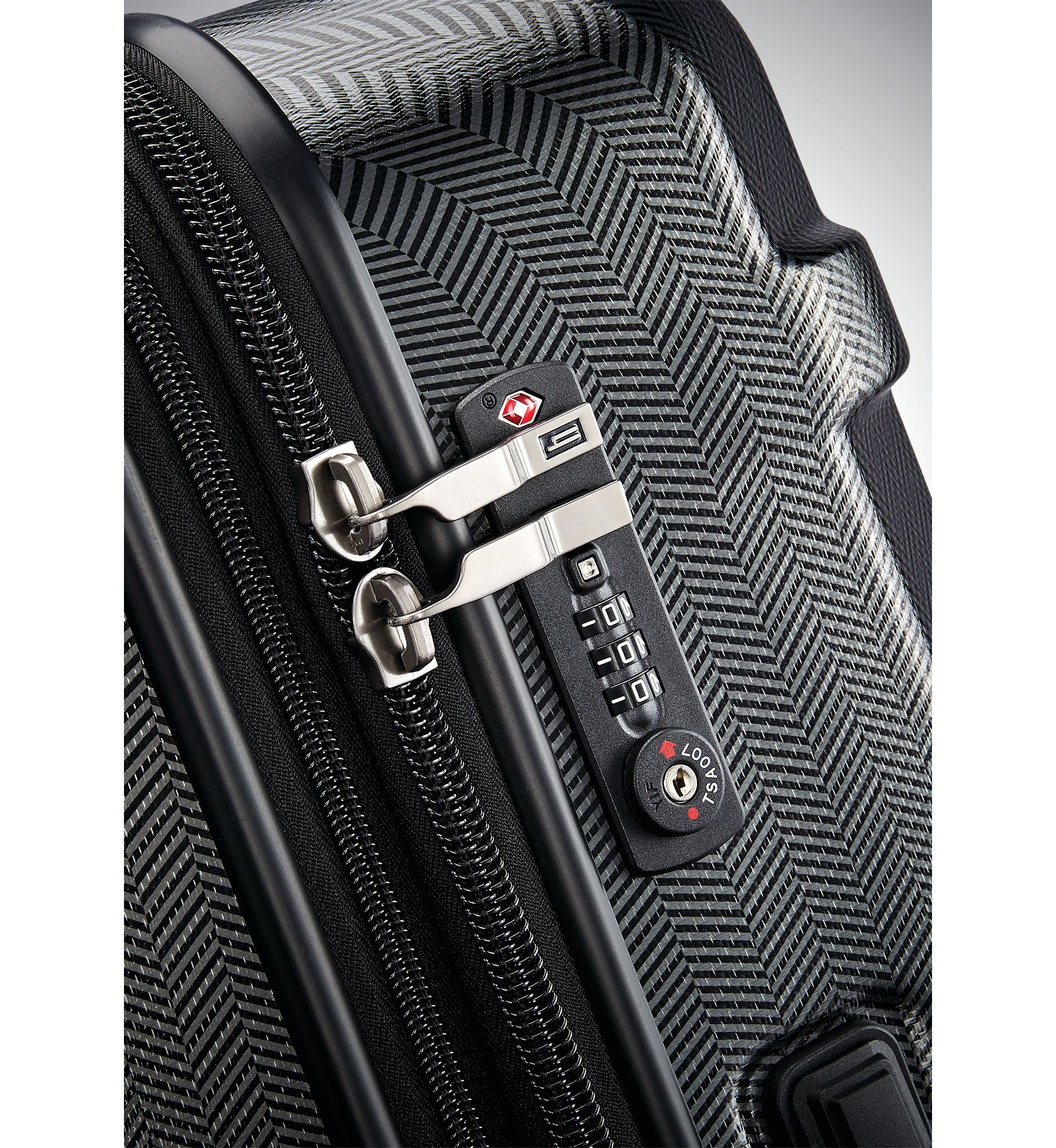 Century Deluxe Medium Journey Expandable Spinner 