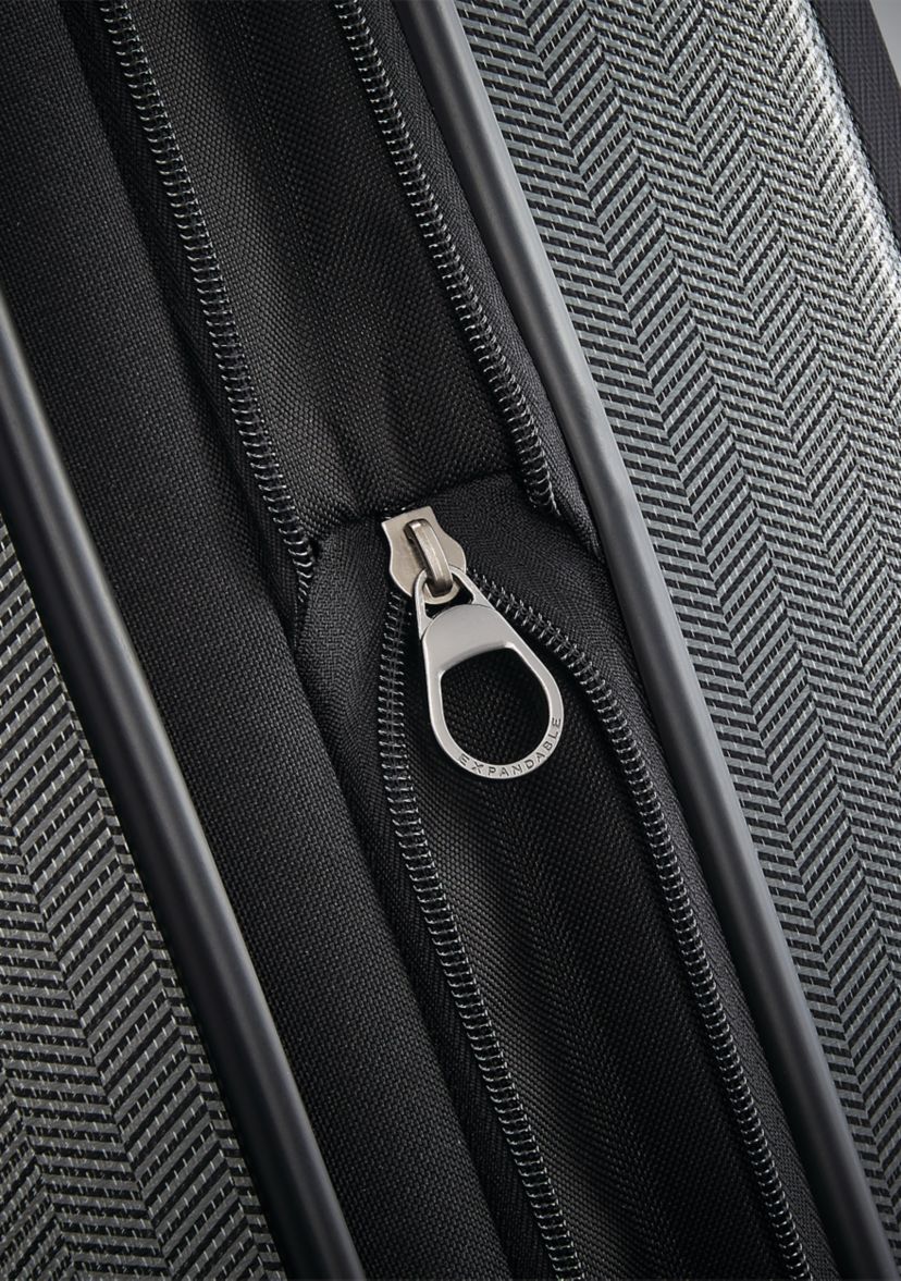 Century Deluxe Medium Journey Expandable Spinner 