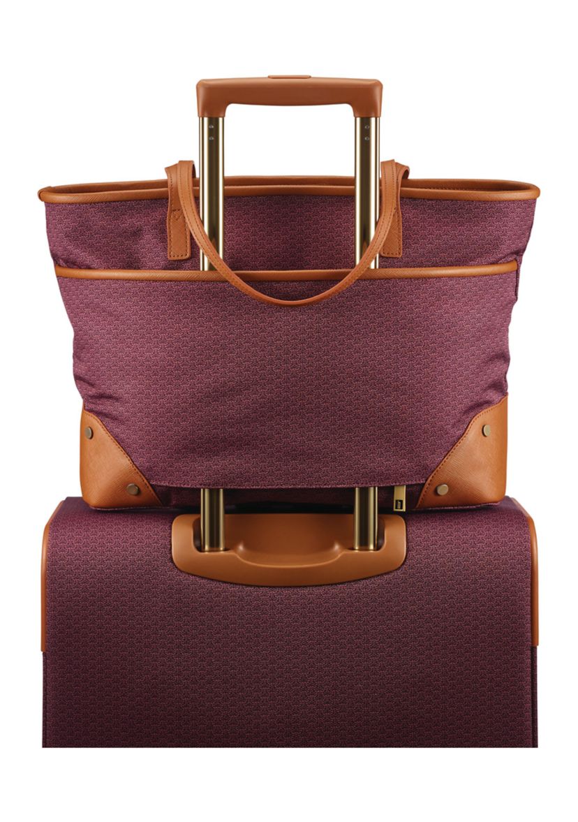 LUXE II Shoulder Bag