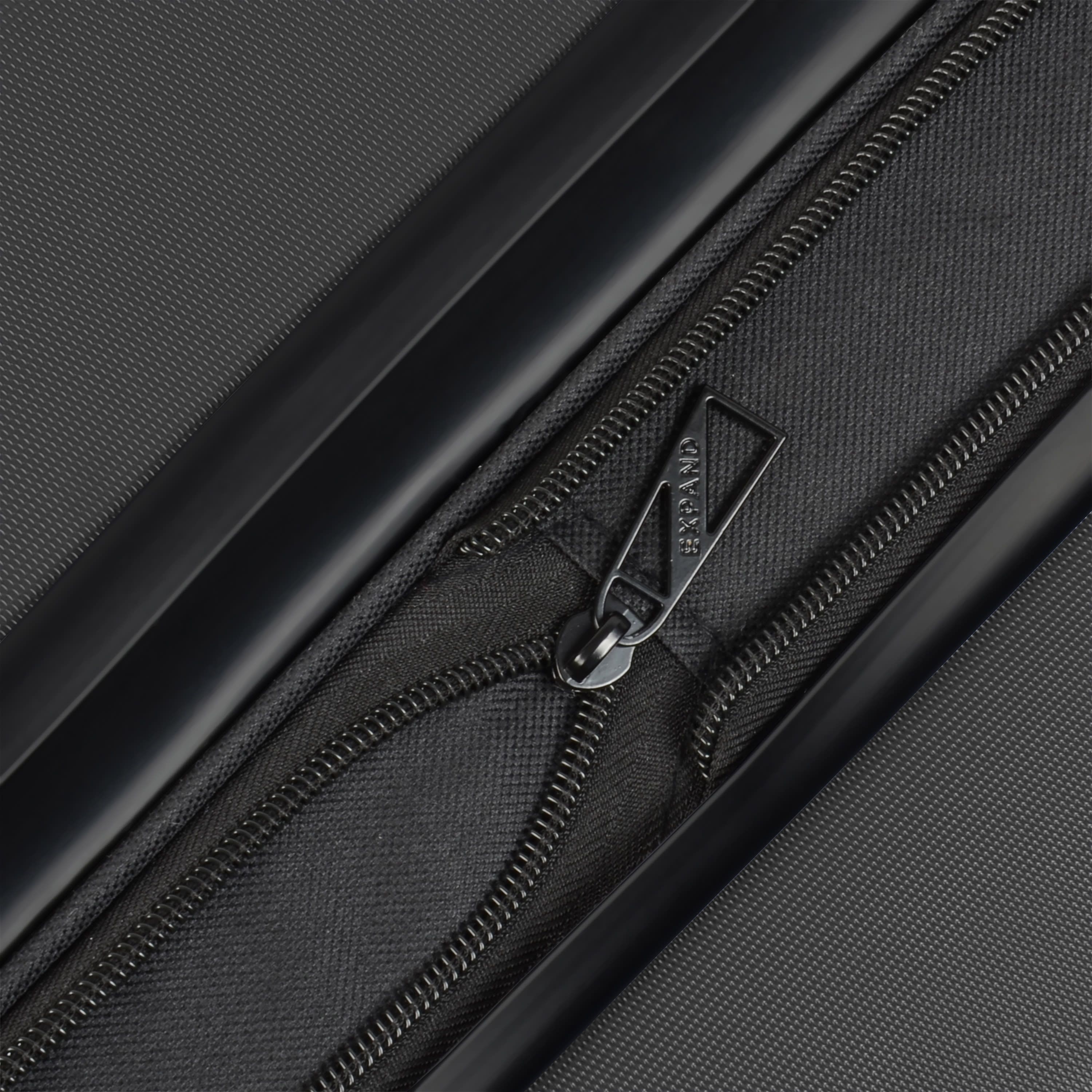 Passage 19" Expandable Hardside Spinner