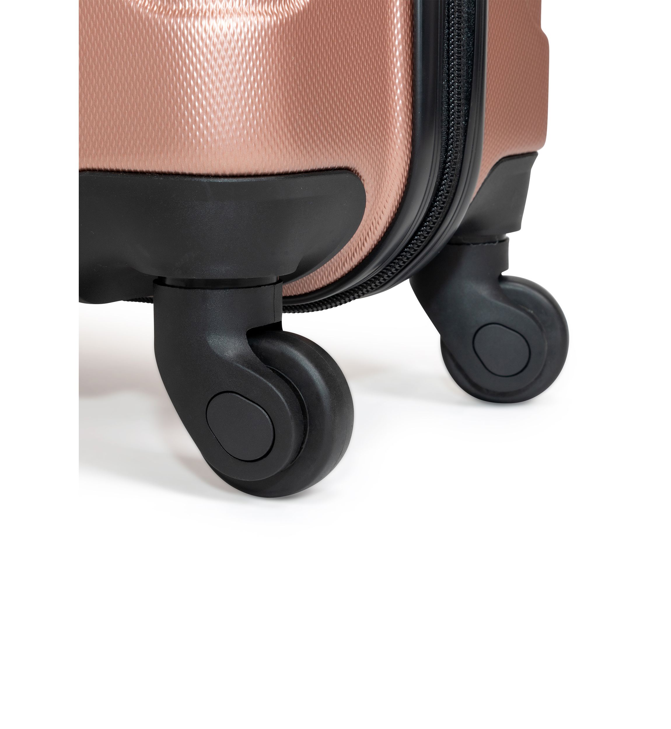 Out of Bounds 4-Wheel Hardside Luggage
