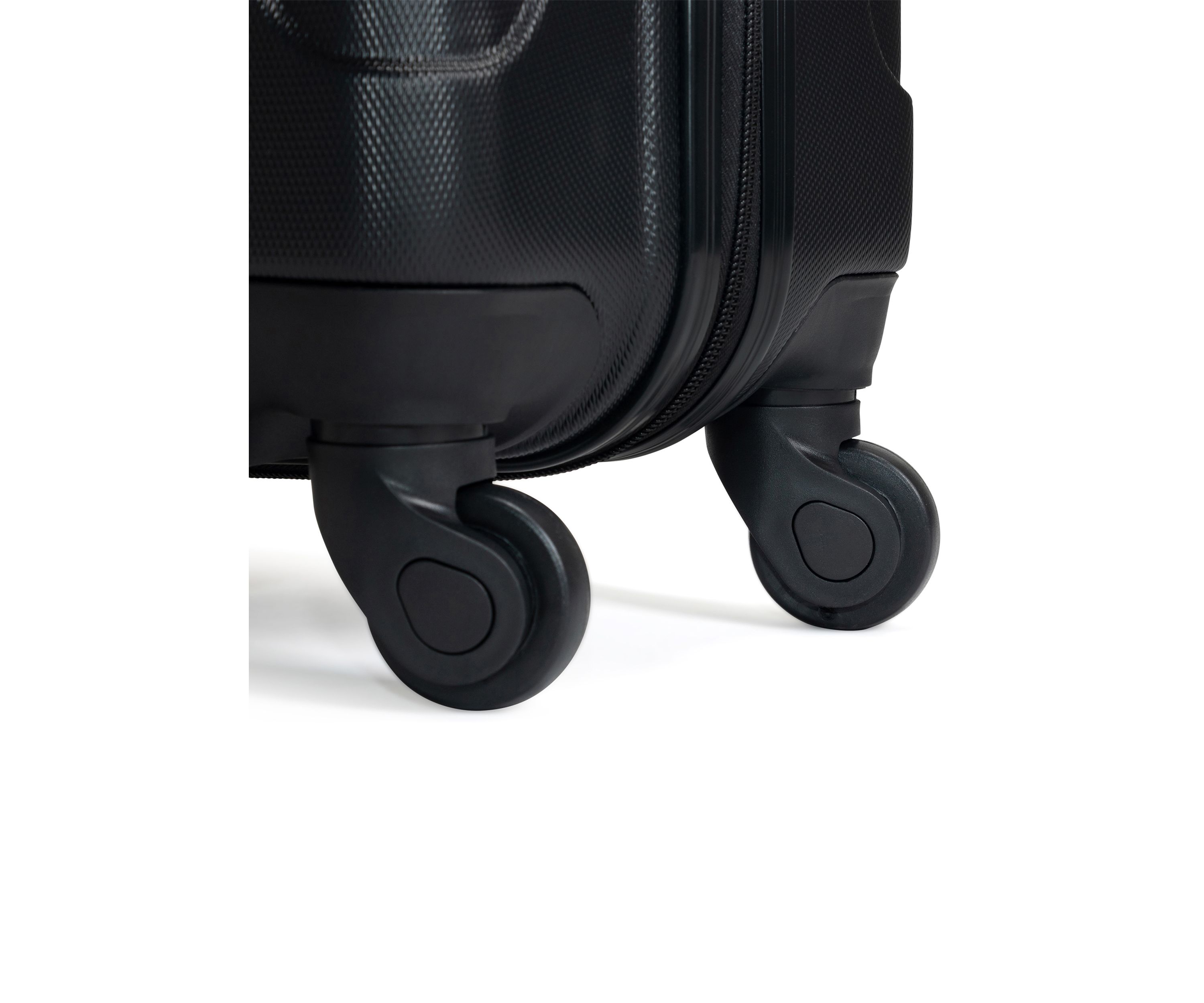 Out of Bounds 4-Wheel Hardside Luggage