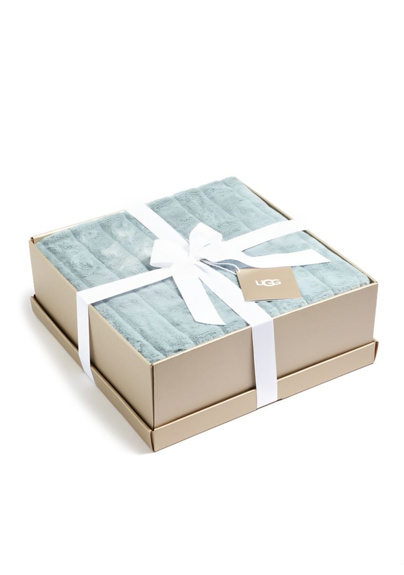 Boxed Faux Fur Throw Blanket