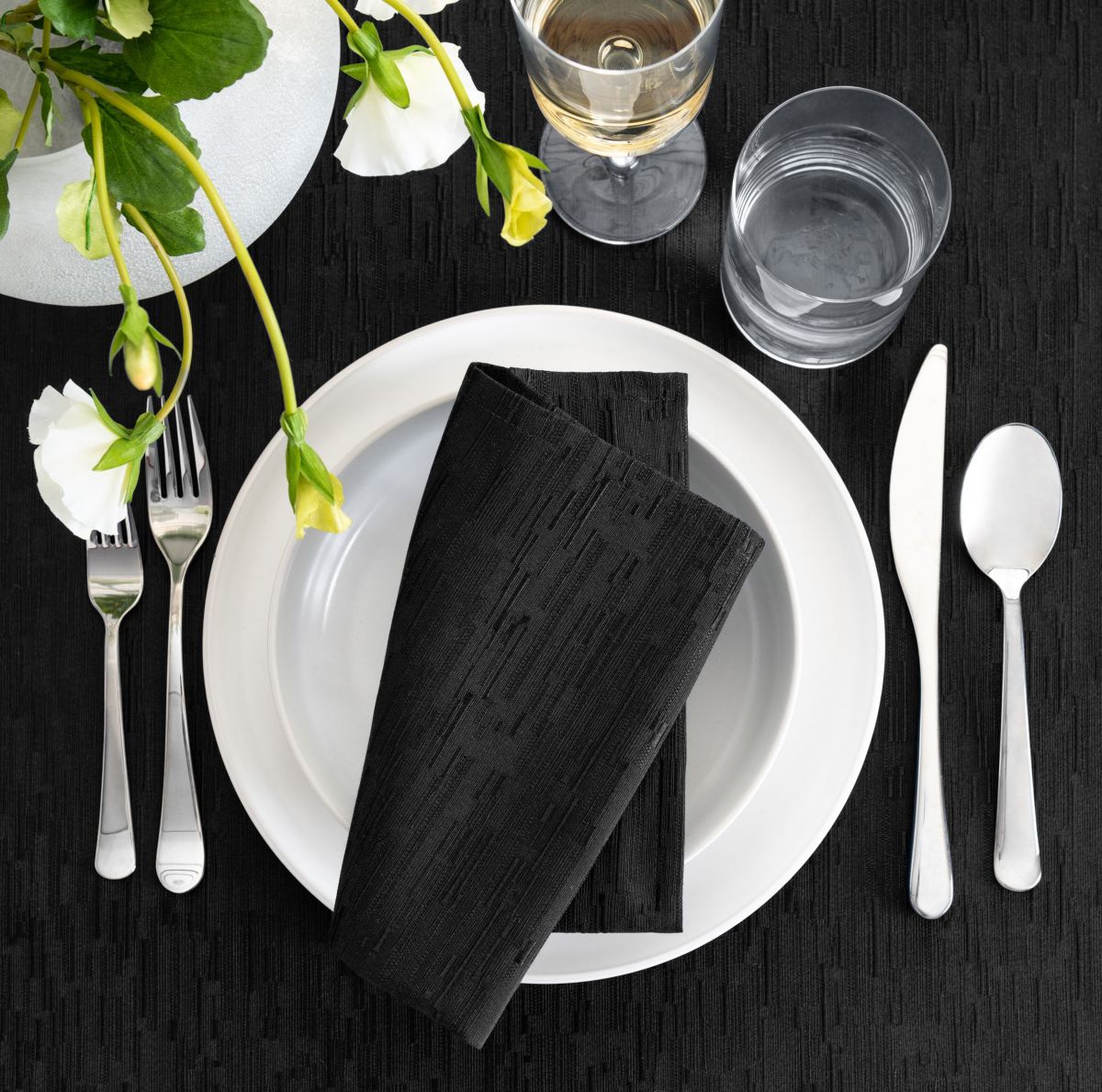 Continental Solid Texture Water and Stain Resistant Napkins, Set of 4