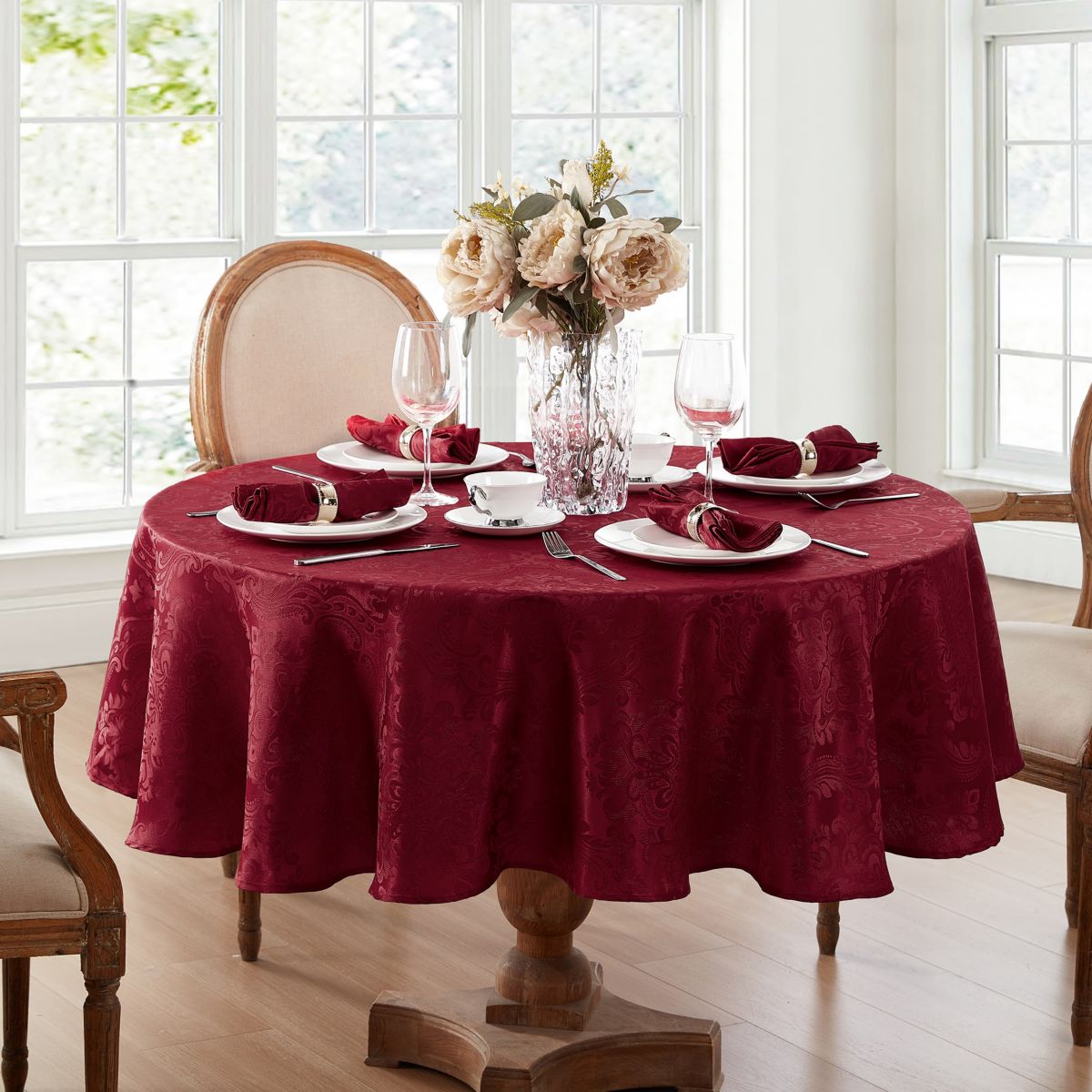 Caiden Elegance Damask Tablecloth - Round/Oval