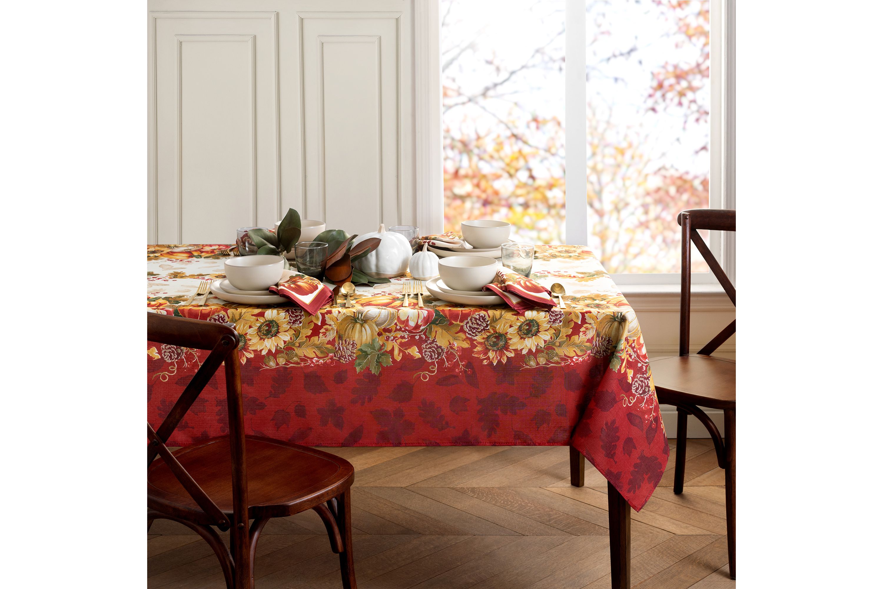 Swaying Leaves Bordered Fall Tablecloth - Rectanlgle/Square