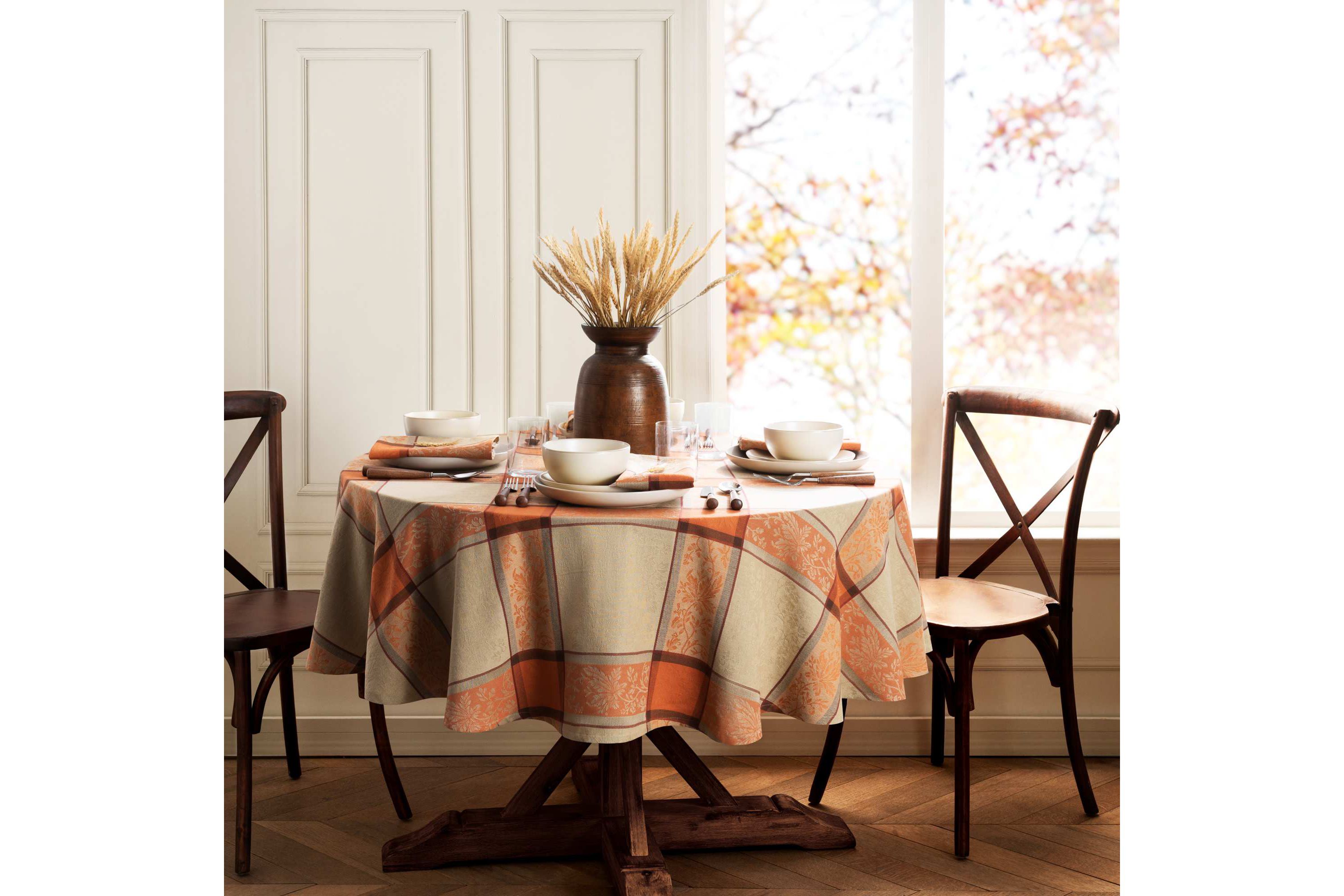 Autumnal Harvest Jacquard Tablecloth - Round/Oval